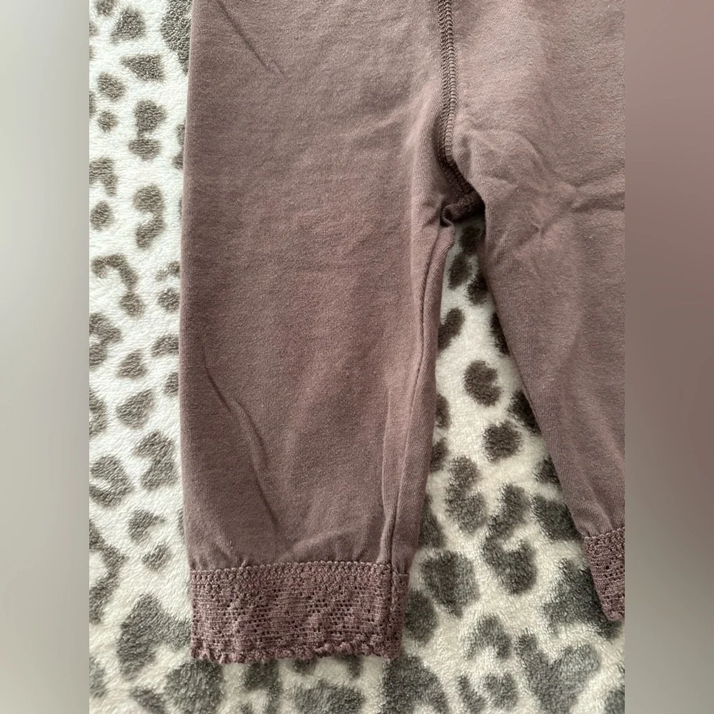 Carter’s Lace Trim Capri Leggings in Brown Size 18 Months